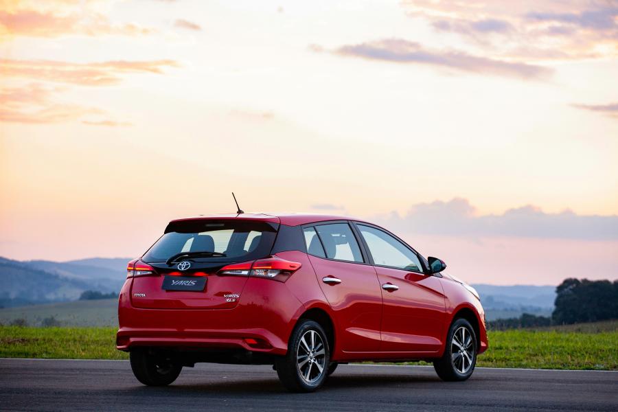  Toyota Yaris XLS Hatchback 2018 года  (LA) (фото 9 из 30)